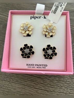 Piper- K earrings. NEW